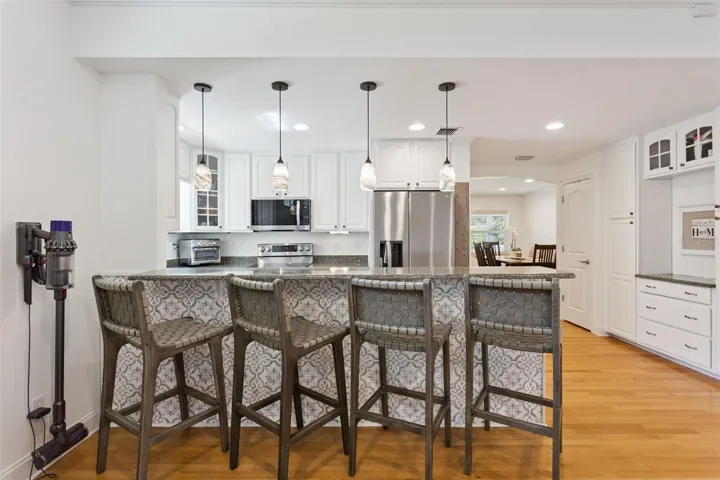 Kitchen Bar area