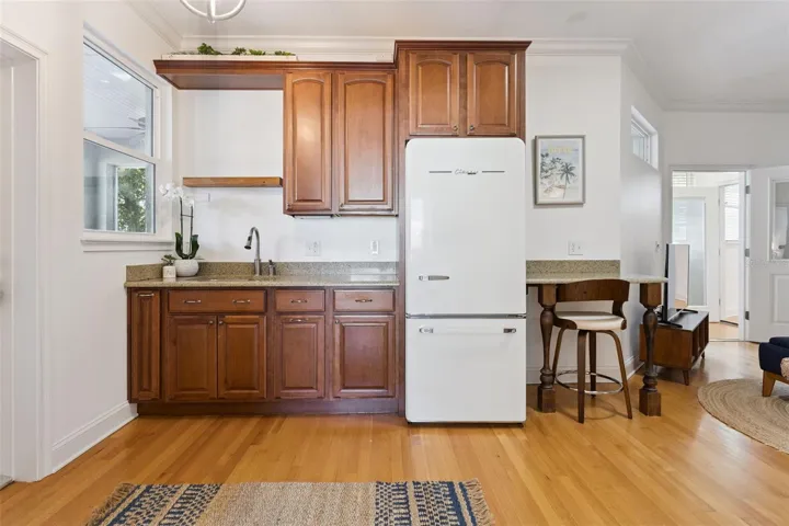 MIL Kitchenette