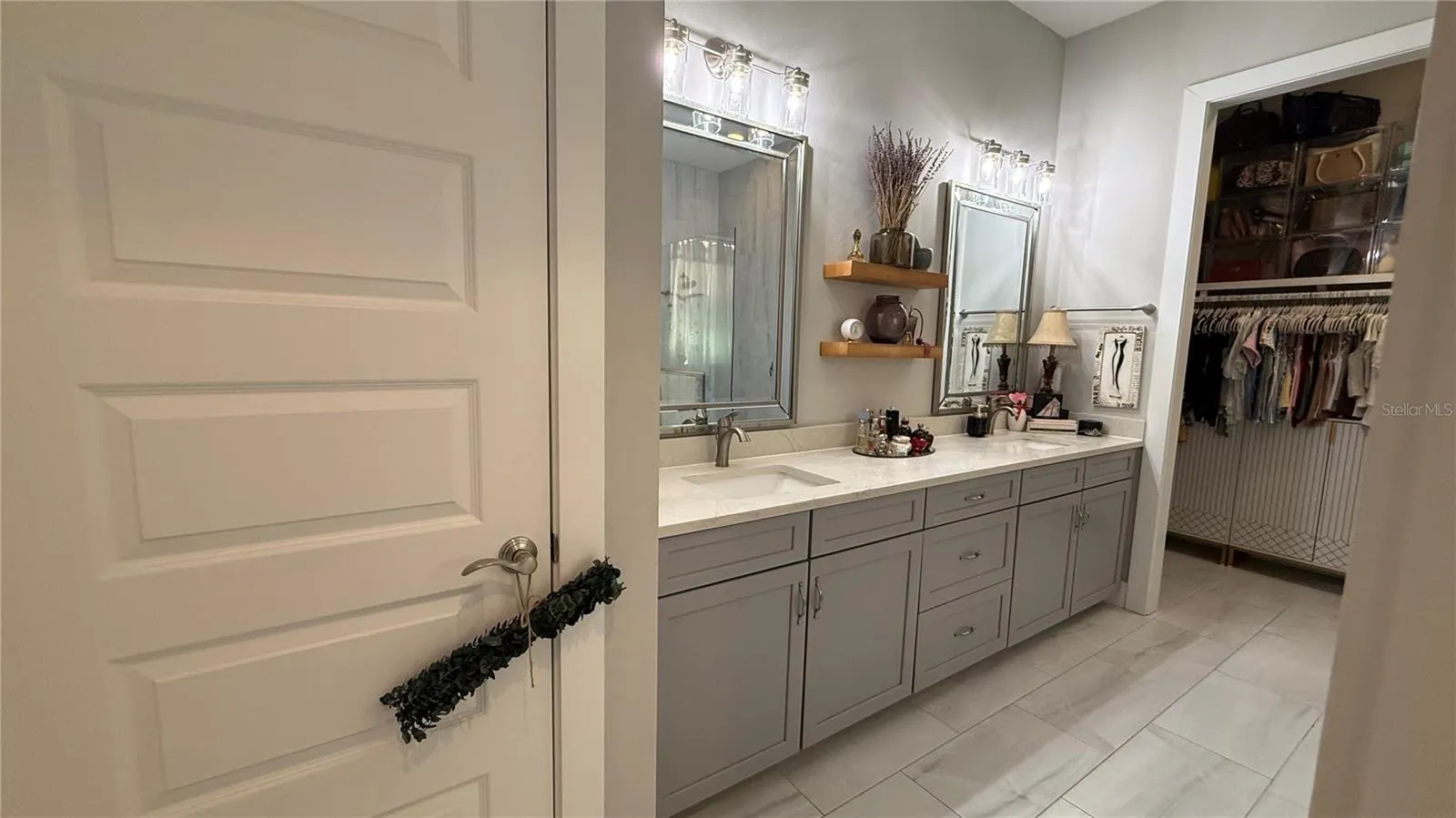 En Suite Bath