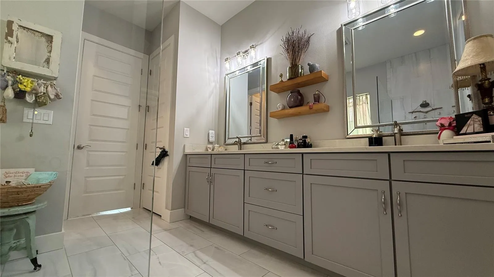 En Suite Bath