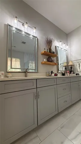 En Suite Bath