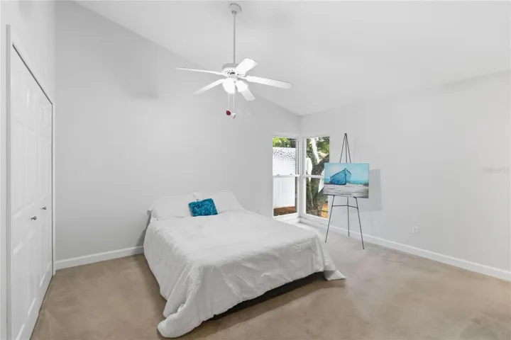 Vaulted ceilings in your primary room