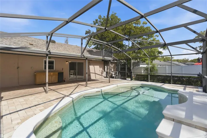 Lots of space around the pool