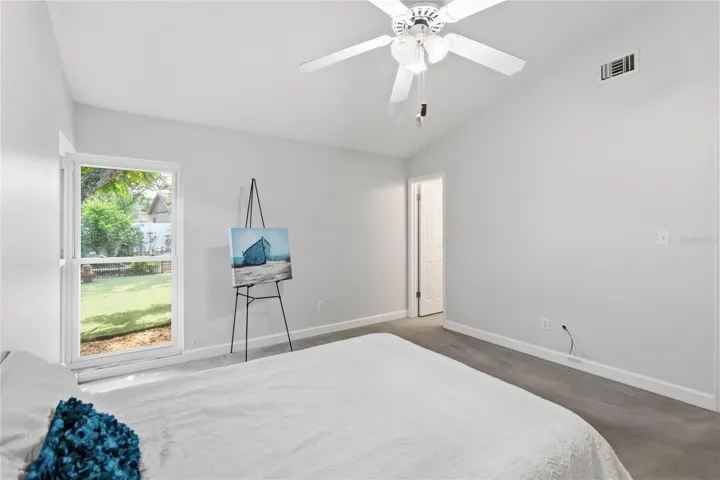 Plenty of space for bedroom furniture