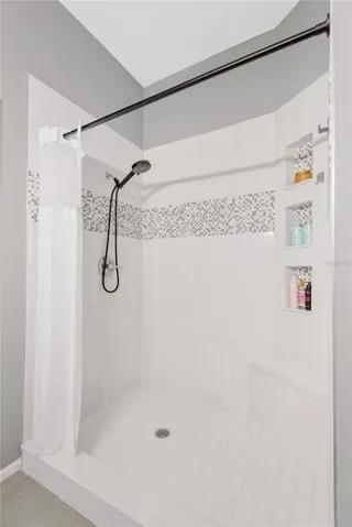 Primary Suite Walk-In Shower