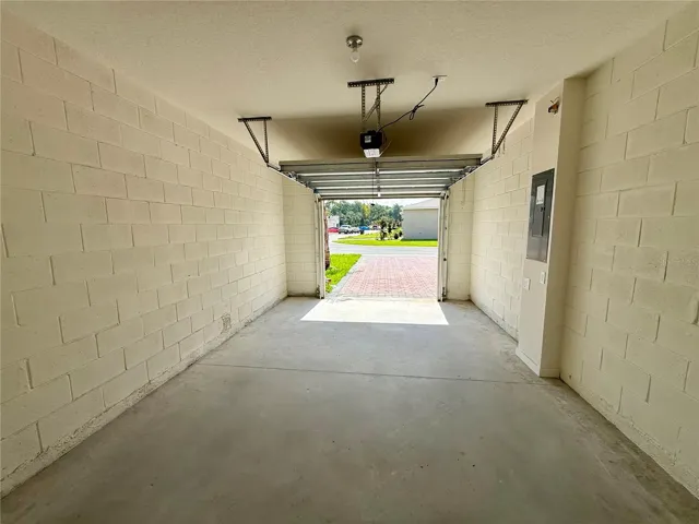 1 Car garage
