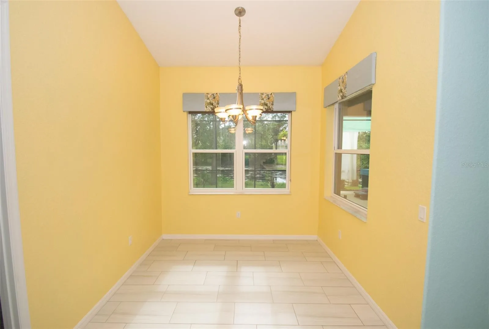 Breakfast nook overlooking the freshwater canal, enjoy your morning coffee while watching nature unfold in your own backyard.