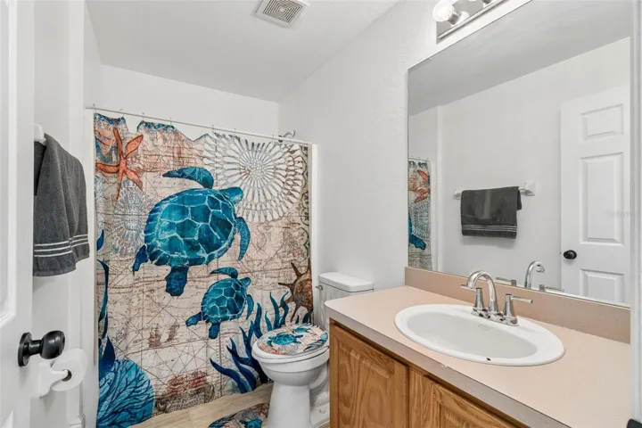SAHRED FAMILY BATH