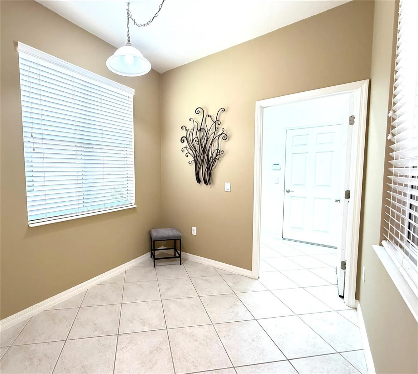 Breakfast Nook