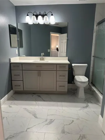 2nd bathroom