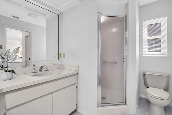 Walk-in shower~