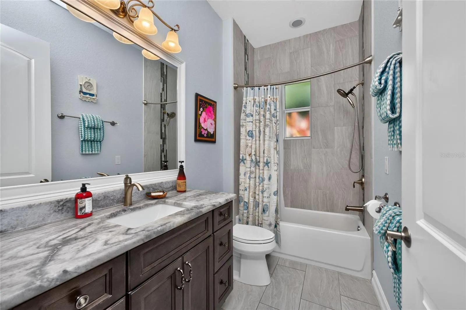 Guest bathroom #2
