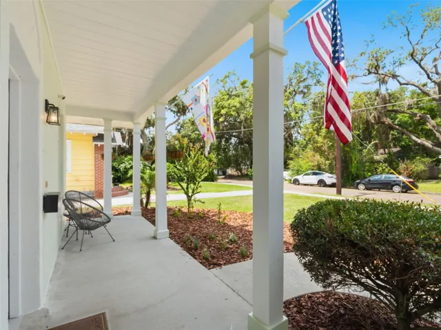 Covered Front Porch