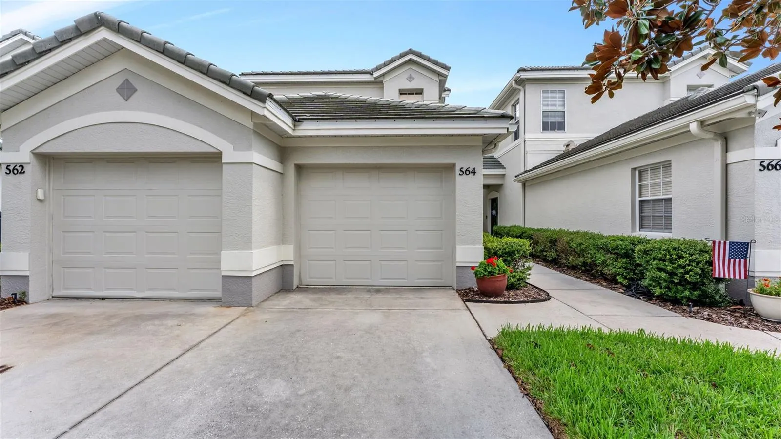 564 Grasslands Village Cir, Lakeland, Florida 33803 — photo 2