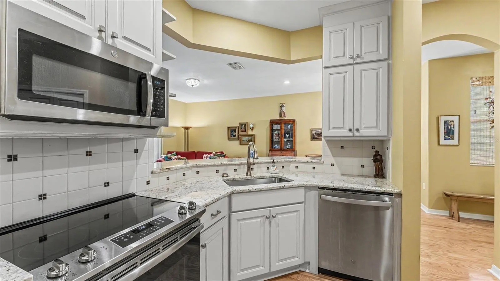 564 Grasslands Village Cir, Lakeland, Florida 33803 — photo 6