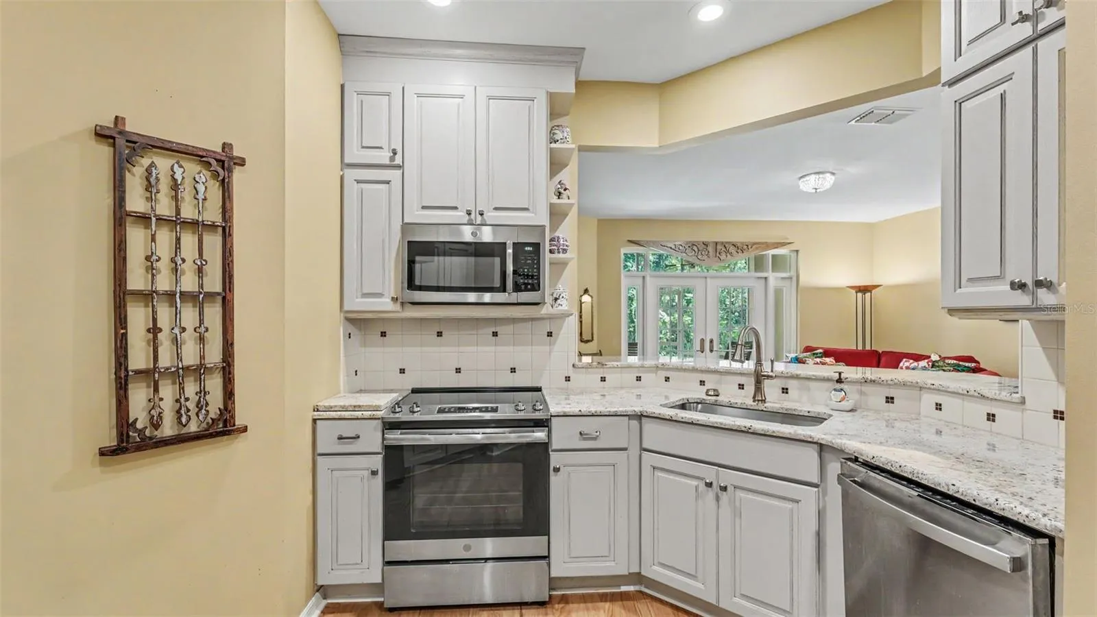 564 Grasslands Village Cir, Lakeland, Florida 33803 — photo 7