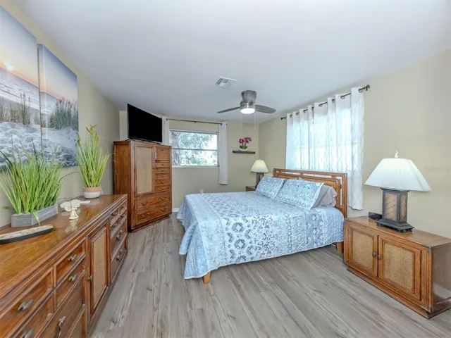 Gust Bedroom