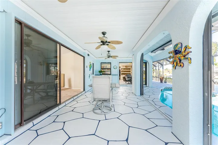 Pocket Sliding Glass Door create a seamles tropical living space
