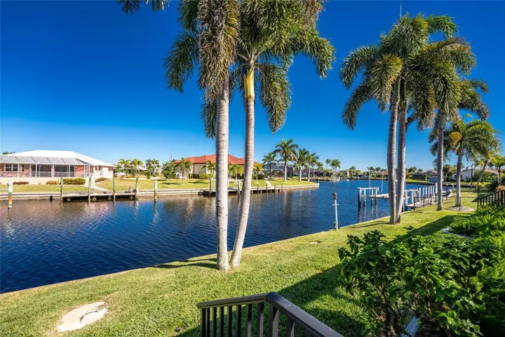 80' waterfrontage