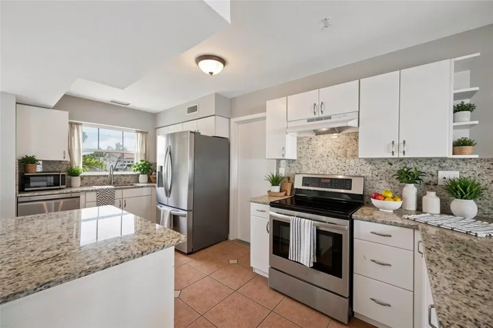 Kitchen virtually staged