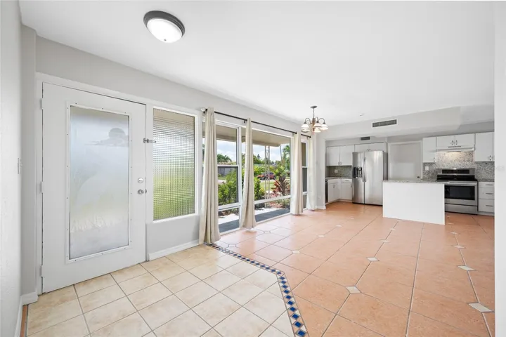 Foyer, Dining Room and Kitchen Open Concept
