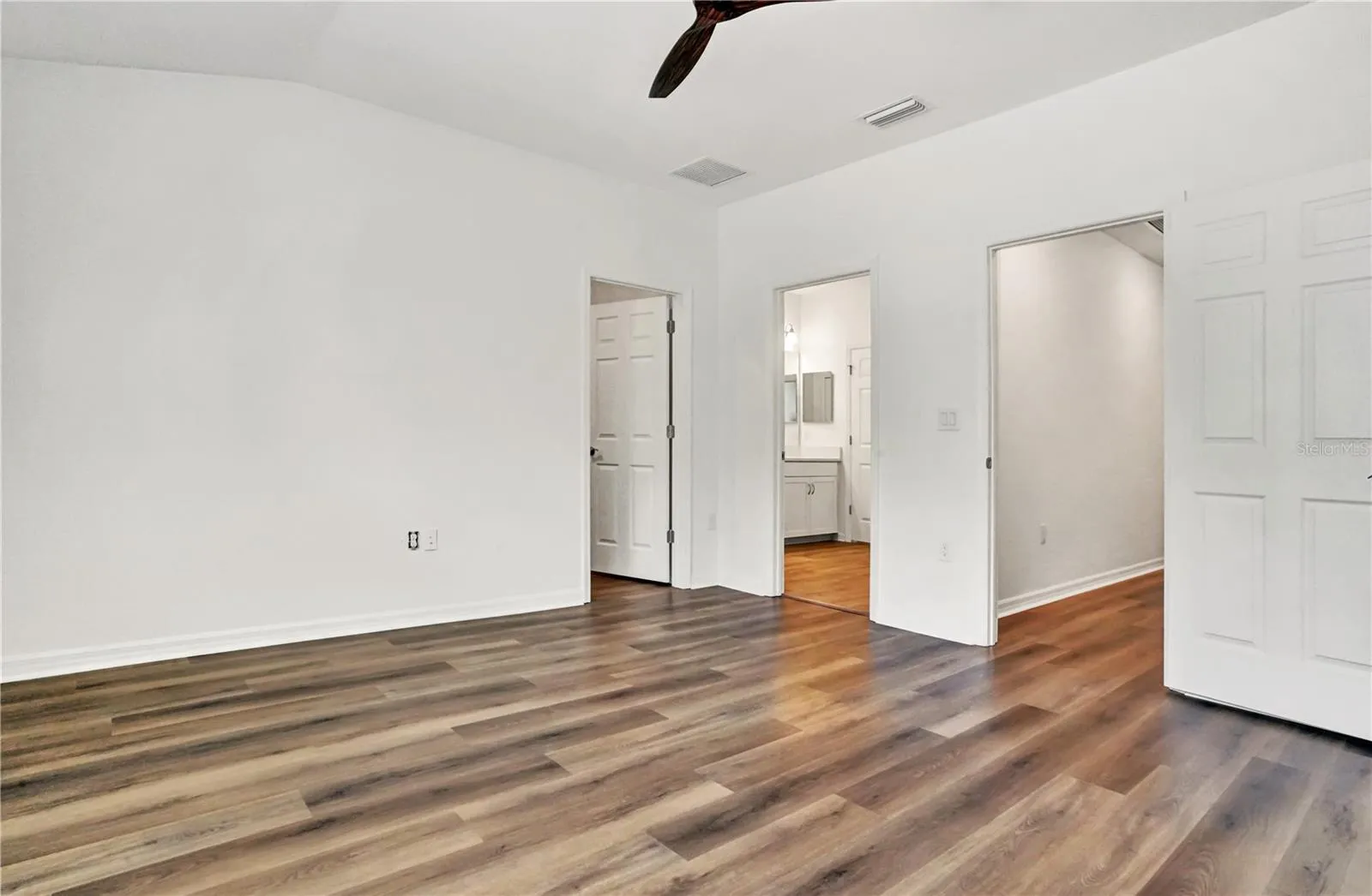 Primary Suite 14x13
