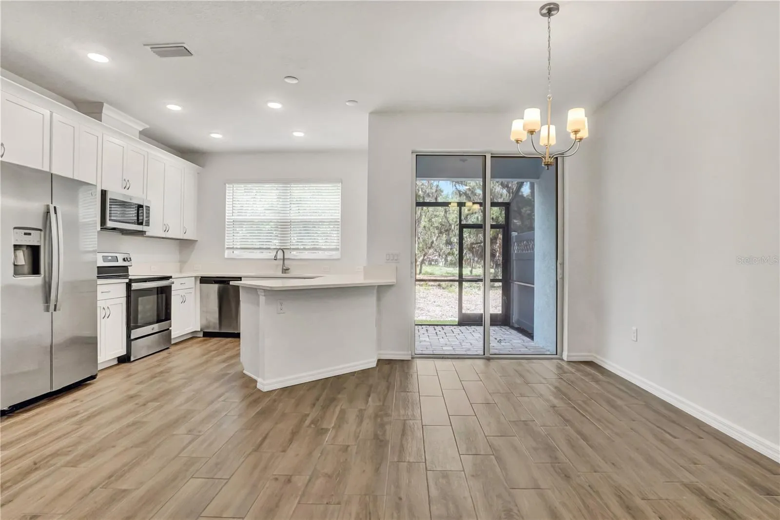 Dining/Kitchen Combo