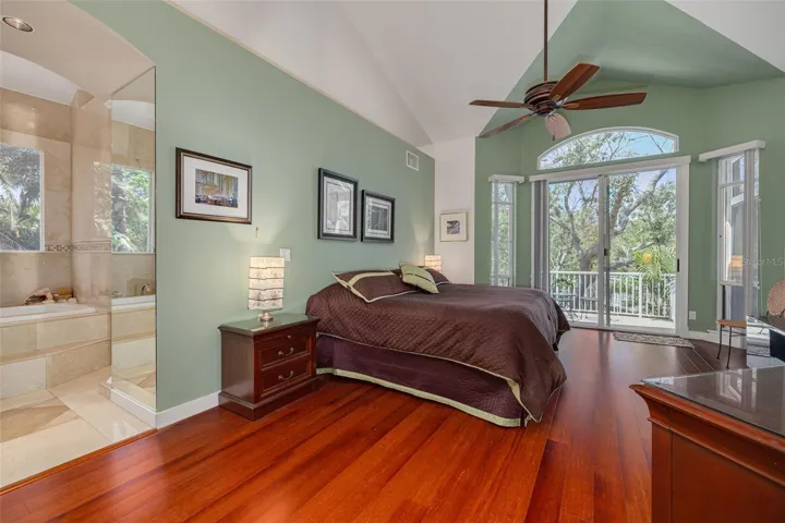 Ensuite with Private Deck