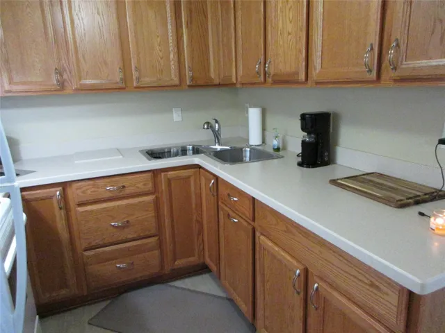 Kitchen, Corner Double Sink