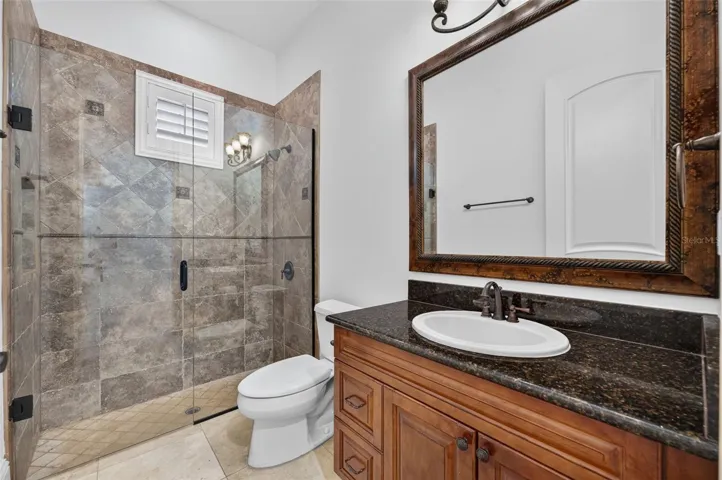 Downstairs full bathroom