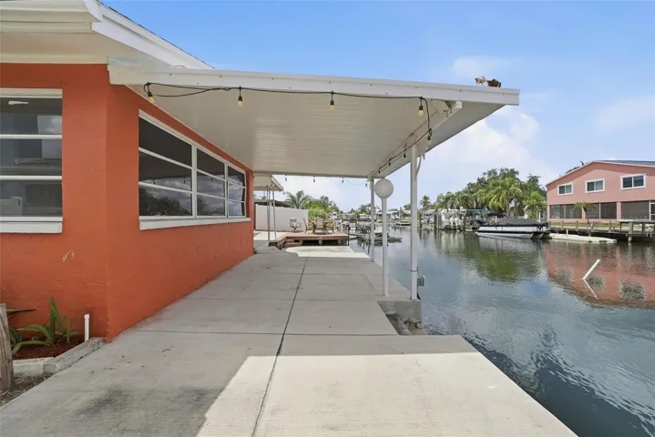 So much waterfront!