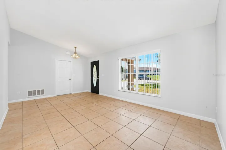 Foyer/Living Room.