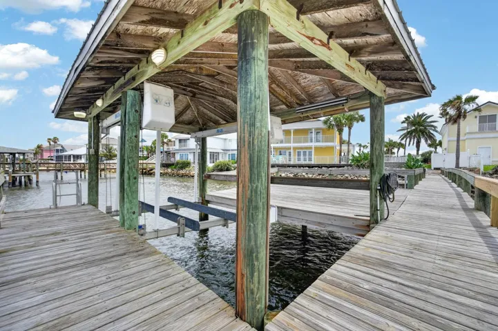 20K Boat Lift
