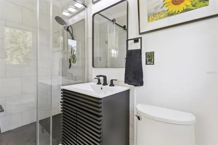 Brand new updated primary bathroom