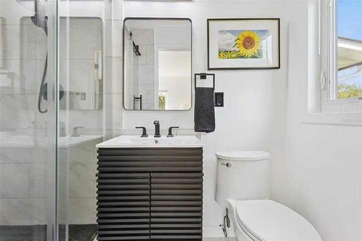 Brand new updated Primary Bathroom