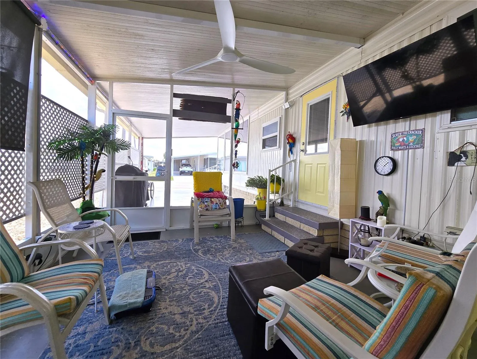 New Fully Screened Lanai