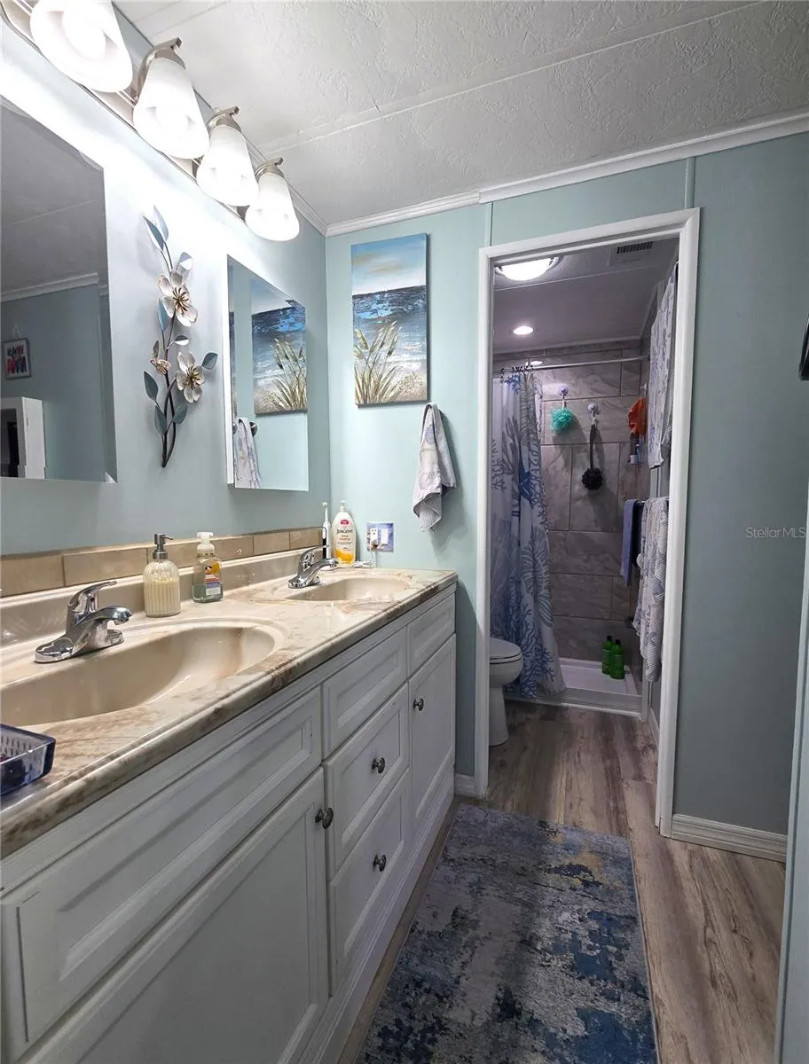 Primary Ensuite