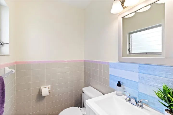 Primary 1/2 Bath