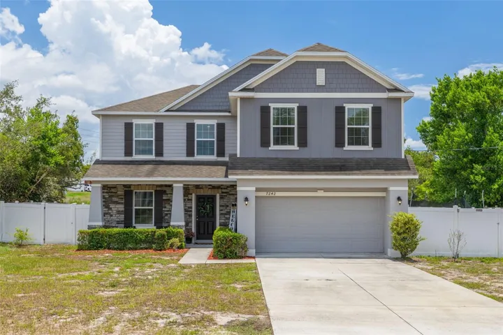 4 spacious bedrooms, 2.5 bathrooms, a versatile den/office that could serve as a potential 5th bedroom