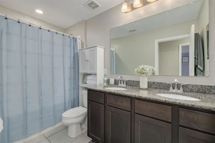 2nd Full Bathroom - Upstairs