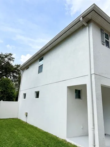 Left side yard