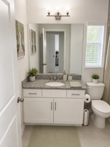 2nd Bathroom Upstairs