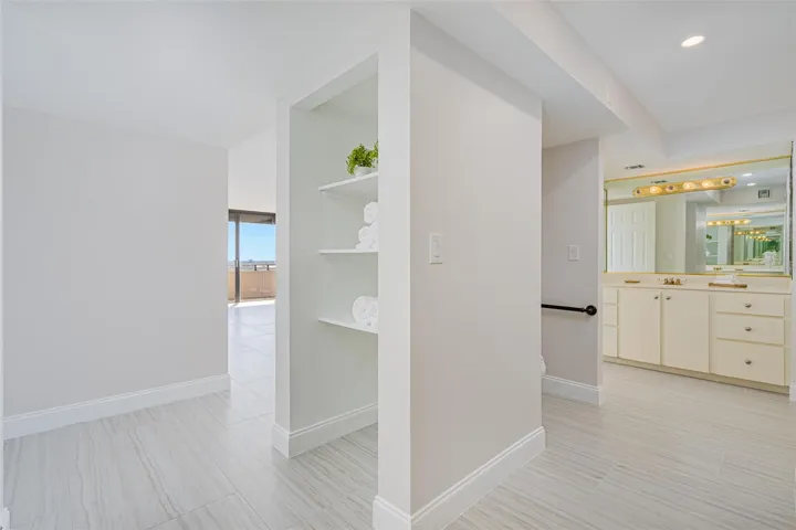 PRIMARY BEDROOM BATHROOM