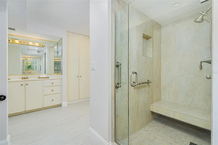 PRIMARY BEDROOM BATHROOM