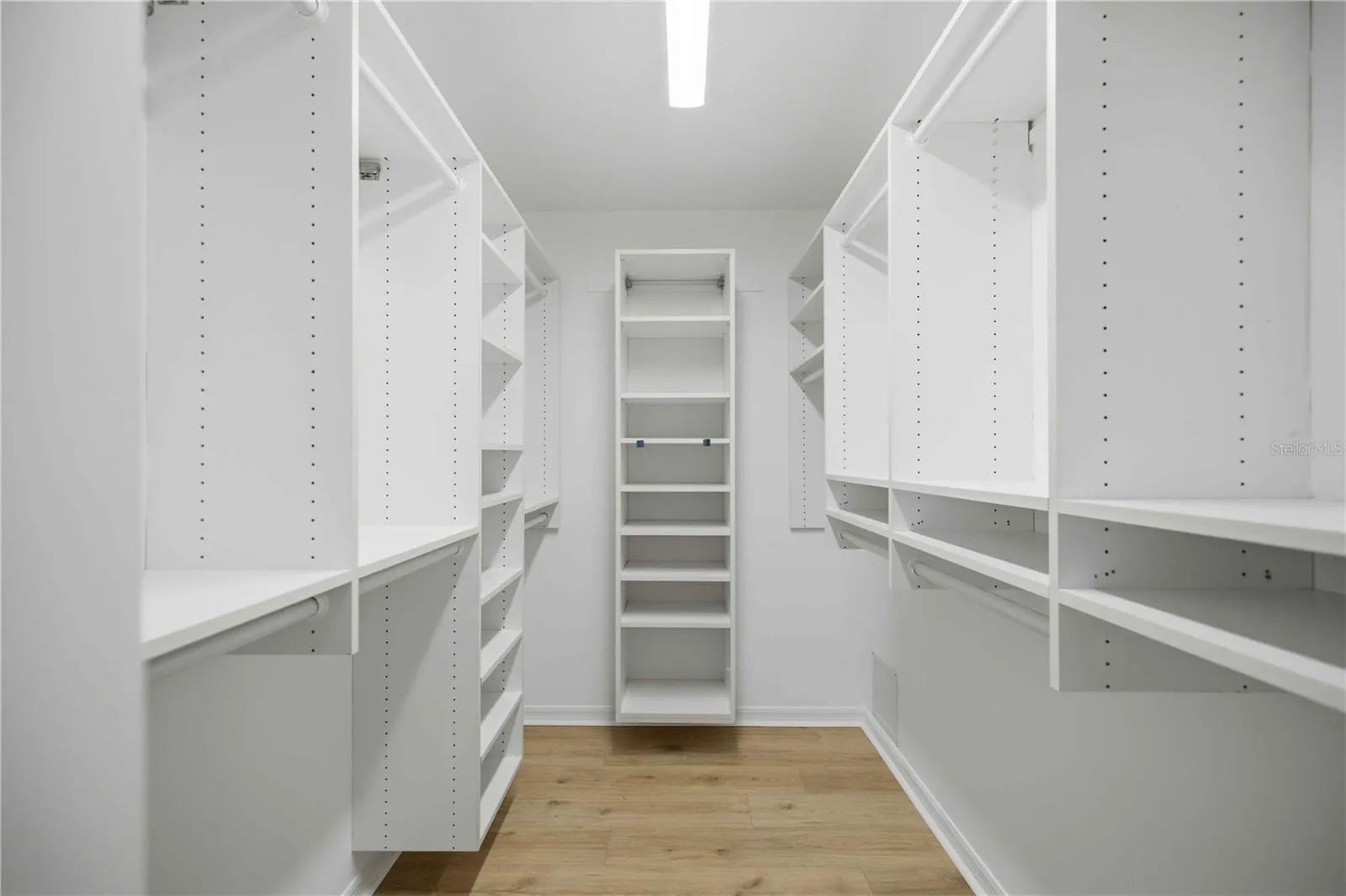 Master BR CLoset