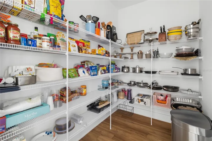 Walk-in Pantry