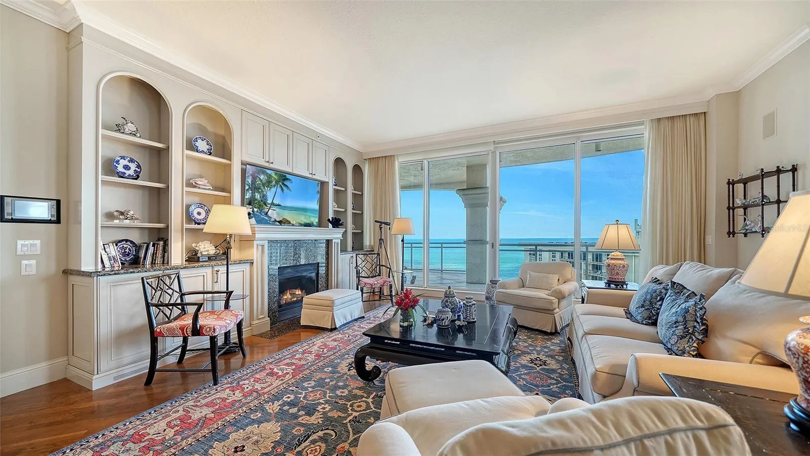 1206 FAMILY ROOM