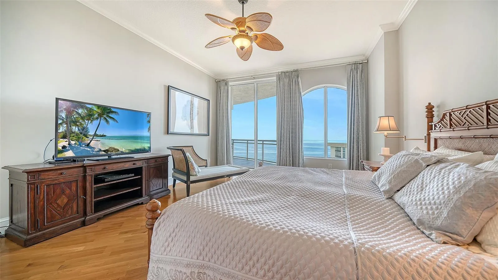 SECONDARY SUITE