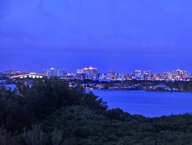DOWNTOWN SARASOTA SKYLINE FROM LIDO FACING DUEEAST