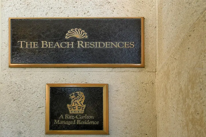 WHERE EFFORTLESS LIVING AND WHITE-GLOVE SERVICE AWAITS